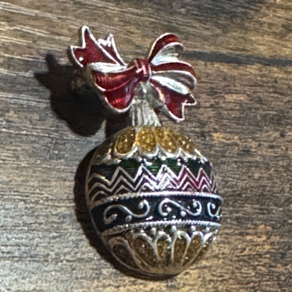 Vintage Signed NR Christmas Tree Ornament Enamel Color Pin Brooch RARE - Picture 6 of 8